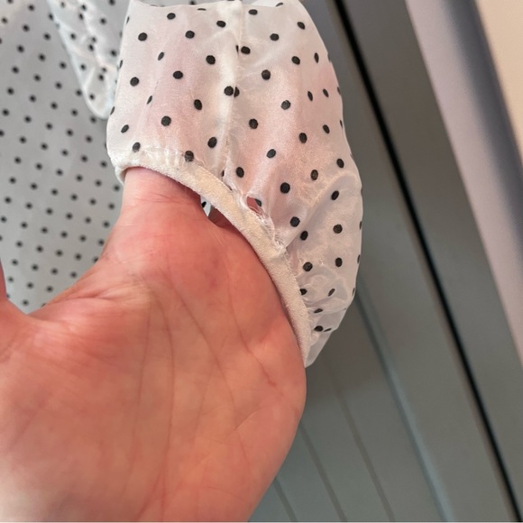 Nike Women’s lightweight water resistant hooded running jacket - Picture 9 of 12